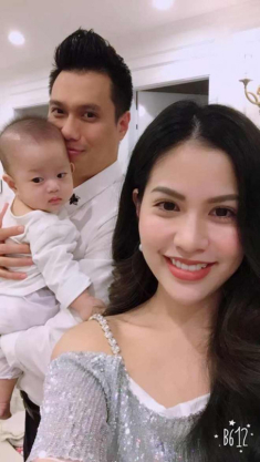 Con trai diễn viên Việt Anh và vợ hotgirl càng lớn càng giống bố, nhất là đôi mắt
