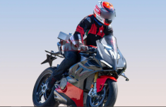 Đã có câu trả lời chính thức về tương lai của Ducati Panigale V4 Superleggera