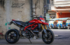 Ducati Hypermotard 950 độ tối tân với dàn đồ chơi cực khủng