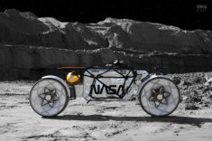 Lộ diện mẫu mô tô khám phá mặt trăng được độ từ HOOKIE CO.