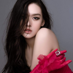 Mốt kẻ mắt mới toanh đầu năm dành cho team vụng về, quan trọng là không cần căn đuôi mắt