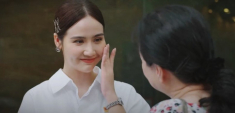 Vân Trang (Thương Ngày Nắng Về) là mẫu nhí xinh như búp bê, thần thái ngày càng thăng hạng