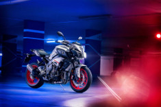 Yamaha MT-10 / MT-10 SP chính thức ra mắt thị trường VN với giá từ 460 triệu đồng