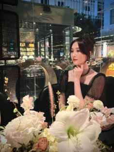 Bao năm đăng quang, Đặng Thu Thảo vẫn đẹp mê dù chỉ “quẹt” vài đường lên mặt