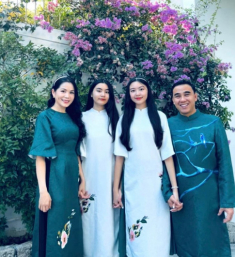 Con gái Quyền Linh tuổi 17: trang điểm nhẹ nhàng xinh như hoa, chiều cao chuẩn hoa hậu