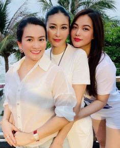 Con Hà Kiều Anh, Trương Ngọc Ánh, Bình Minh gặp mặt: Chiều cao nổi bật, toàn siêu phẩm chân dài!