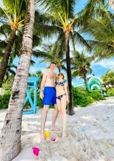 Lan Phương, Đoan Trang “nấm lùn” lấy chồng Tây 2m, chiều cao con gái nhìn xuýt xoa