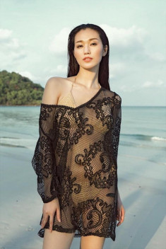 Quốc Khánh này đi về vùng biển vắng, bạn đã biết cách mặc bikini đẹp như mỹ nhân Việt?