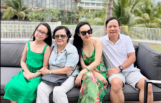 Rời Thời sự 19h, BTV Hoài Anh hiếm hoi khoe gia đình, con gái xinh giống mẹ hút ánh nhìn