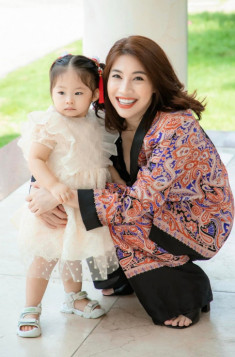 10 lần mất con mới được ái nữ lai Hàn, Pha Lê chi lớn tặng nhà đẳng cấp cho bé
