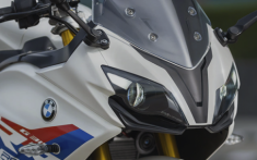 BMW G310RR 2022 chính thức ra mắt thị trường Ấn Độ với giá rẻ hơn cả Honda SH150i