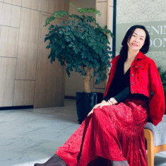CEO 8X đam mê thời trang, mong muốn phụ nữ Việt tự tin toả sáng