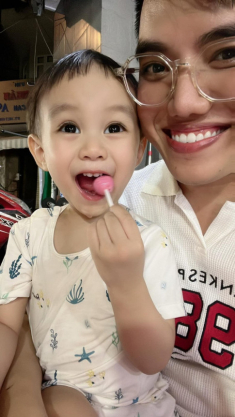Con trai học trò Trấn Thành bị bảo mẫu đánh chảy máu, khủng hoảng tinh thần