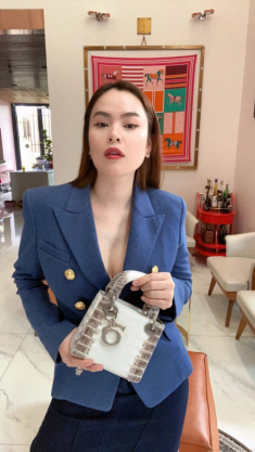 Hoa hậu Phương Lê chi 2 tỷ đóng tiền học phí cho con: Thà bán nhà để con học trường danh tiếng