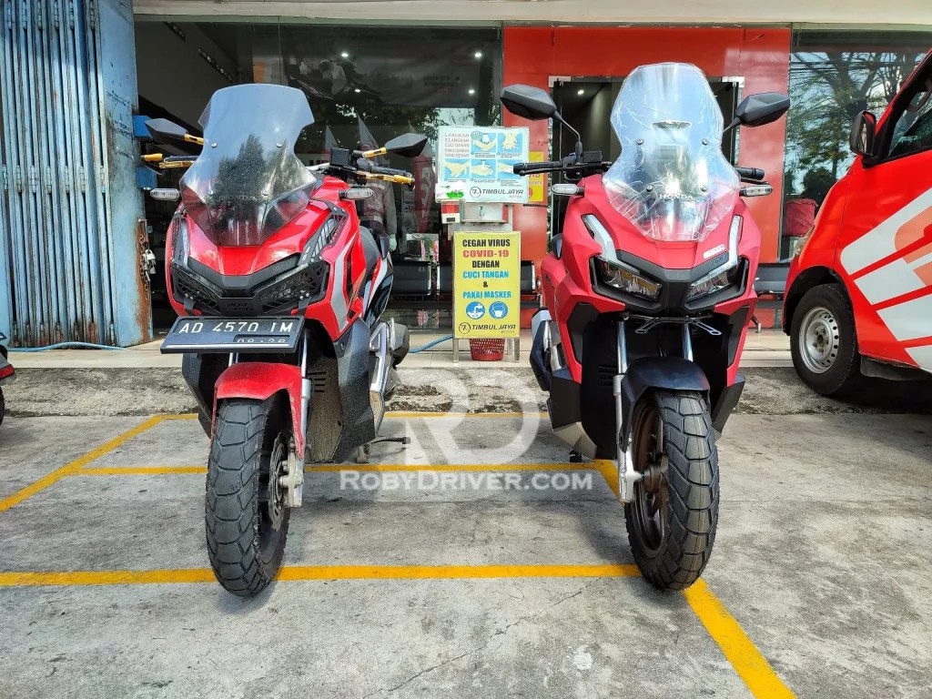 Honda ADV160 và ADV150 so dáng ngoài thực tế