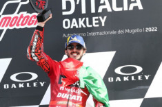[MotoGP 2022] Bagnaia đem về chiến thắng trên sân nhà cho Ducati