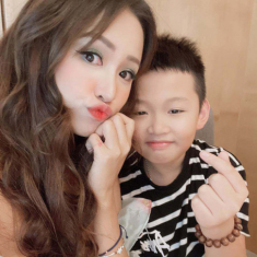 Từng làm mẹ đơn thân nuôi con rồi phát bệnh nặng, Thanh Vân Hugo giờ khiến nhiều người ghen tỵ