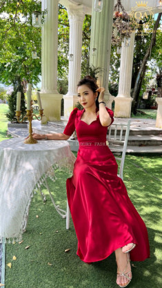 Quỳnh Anh Luxury Fashion ra mắt bộ sưu tập váy đầm dạ hội quyến rũ sang trọng dành cho các quý cô