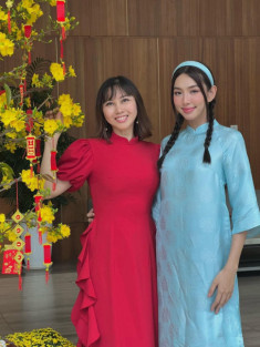 Mẹ ruột Hoa hậu Thuỳ Tiên nhan sắc thế nào mà đứng cạnh con được khen như chị gái sinh đôi