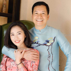 Vợ kém 16 tuổi của Shark Hưng giữ một nét đẹp chân phương qua chục năm, không màng phấn son, đẹp mộc mạc
