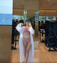 “Khó cảm” trào lưu mặc bikini đi tập gym của giới hotgirl có thân hình đẫy đà