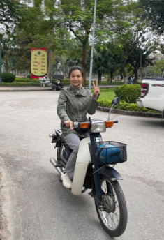 “Hoa khôi dãy trọ” có biệt tài xuyên không, đẹp như Triệu Vy, mặt không già suốt 20 năm nhờ chăm ăn “sâu”