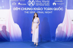 Hoa hậu Hoàng Thanh Nga trang nhã xuất hiện tại sự kiện