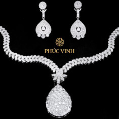 Phúc Vinh Diamond Jewelry - kho báu trang sức của phái đẹp