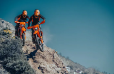 Gia đình KTM Enduro 2024 chính thức được hé lộ