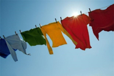 8 cách đơn giản nhất giúp khử mùi hôi trên quần áo mà không cần phải giặt lại
