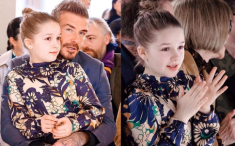 Bị mẹ cấm trang điểm, Harper Beckham trổ tài “họa mặt” cho bố điêu luyện, lộ góc nghiêng cực phẩm