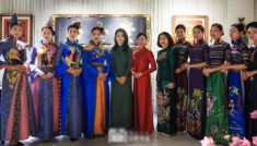 Đệ nhất phu nhân Hàn Quốc U50 trẻ như minh tinh, đến Việt Nam “nhập gia tuỳ tục”, diện áo dài đẹp rạng ngời