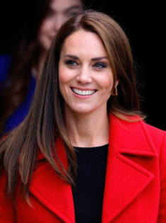 Sống trong cung điện, Kate Middleton ăn sáng đạm bạc với món bán đầy ở Việt Nam, vừa có dáng thon vừa lâu già