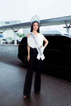 Bùi Quỳnh Hoa ngày đi thi Miss Universe: Ăn diện thanh lịch, đội vương miện bạc tỷ vẫn gặp cảnh xót xa