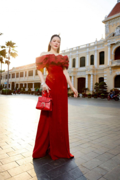Áo dài màu đỏ “chiếm sóng” mùa Tết 2024, hội mỹ nhân Việt dù tuổi nào cũng nhiệt tình “lăng xê”