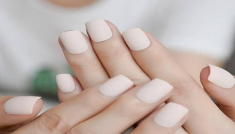 Tổng hợp những mẫu nail tay, nail chân đơn giản, giá cả phải chăng