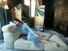 Đối lập đại sứ Song Hye Kyo, Quỳnh Anh Shyn dù “đụng hàng” vẫn chất, vừa đến Milan Fashion Week đã “gây sốt”