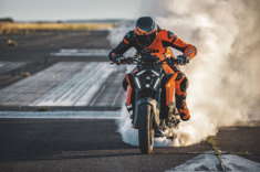 KTM Super Duke R 2024 ‘The Beast’ đã sẵn sàng ra mắt với giá hơn 400 triệu đồng