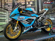 S1000RR độ cực chất trong diện mạo áo đua Anpha Racing