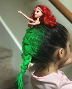 Trường mở cuộc thi “tóc xinh cho bé”, bà mẹ tạo kiểu tóc cho con gái khiến tất cả phụ huynh tròn mắt