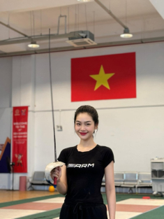 “Tình mới” Việt Anh từng là “tiểu tam màn ảnh” đẹp quyến rũ, ăn diện style nóng bỏng khó chê điểm nào