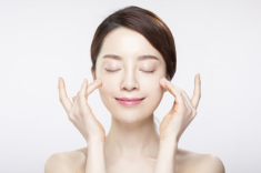 Chuyên gia giải đáp nên chọn collagen dạng bôi hay uống