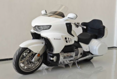 Chi tiết về sức mạnh mẫu xe được xem là ‘kẻ gạt giò’ Honda Gold Wing