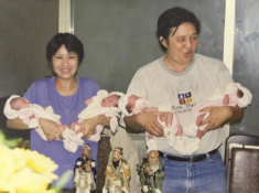 4 chị em sinh tư ở TPHCM gây sốt mạng, tiết lộ ‘tuổi thơ dữ dội’