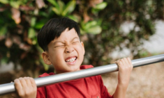 6 đặc điểm dự báo một đứa trẻ dễ thành công trong tương lai chính xác hơn cả điểm số