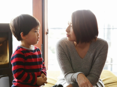 Bật cười với bản kiểm điểm của học sinh lớp 3, phần chữ kí phụ huynh có dòng chữ khiến cô giáo “câm nín”