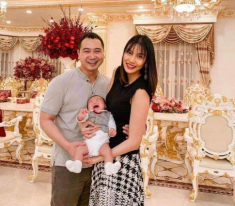 Cháu trai gia tộc giàu nhất nhì Việt Nam lộ ảnh hiếm về cuộc sống trong biệt thự dát vàng, nhìn biết ngay cách mẹ nuôi dạy
