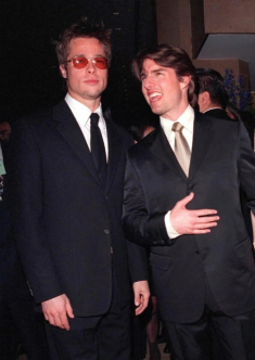 Con gái Brad Pitt - Tom Cruise giờ đều chối bỏ họ cha: Suri chìm đắm yêu đương, Shilon ngày càng nam tính