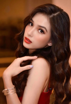 Con gái ca sĩ Thùy Dung: Xinh như hoa hậu nhưng quyết không theo nghệ thuật, đam mê kinh doanh và có thu nhập ‘khủng’