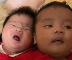 Con sinh đôi nhưng màu da khác biệt hoàn toàn, chồng nghi ngờ đòi xét nghiệm ADN, kết quả ngã ngửa